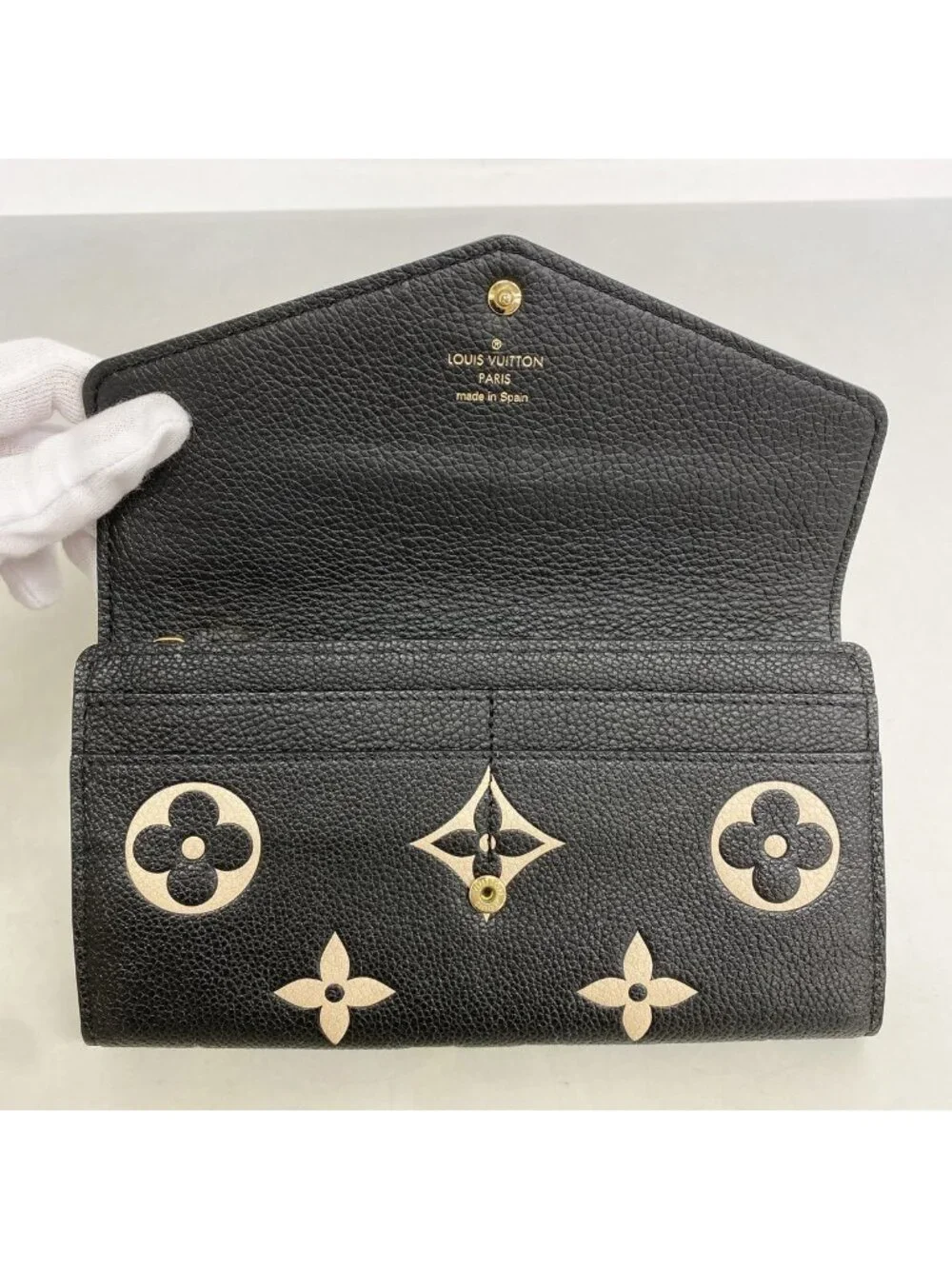 Louis Vuitton Wallet Monogram Empreinte Bicolor Portefeuille Sarah Black Beige